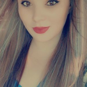 Meet your Posher, Alicia